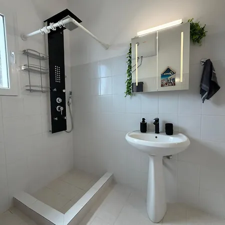 Apartament Daria Sea View House *
